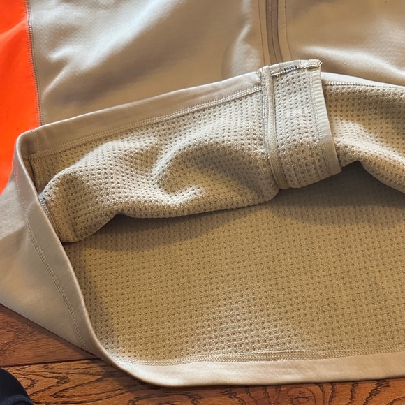 Banded Softshell Jacket - Picture 2 of 5